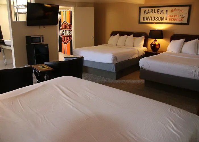 Townhouse Motel